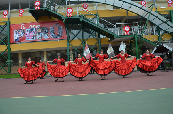 FIESTAS PATRIAS 2013 – Carmelitas